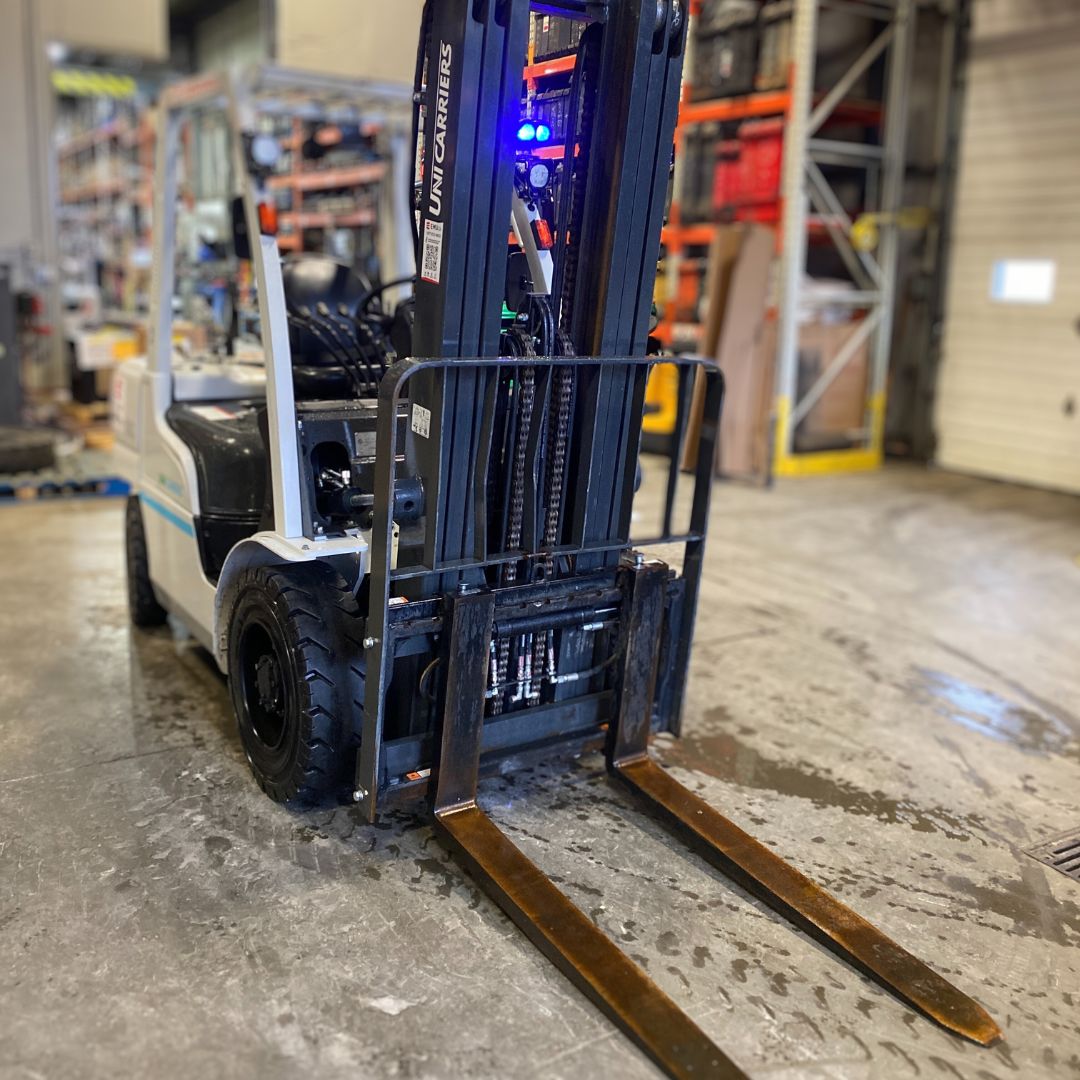 Chariot élévateur Unicarriers 6000lbs - PF60 (4)