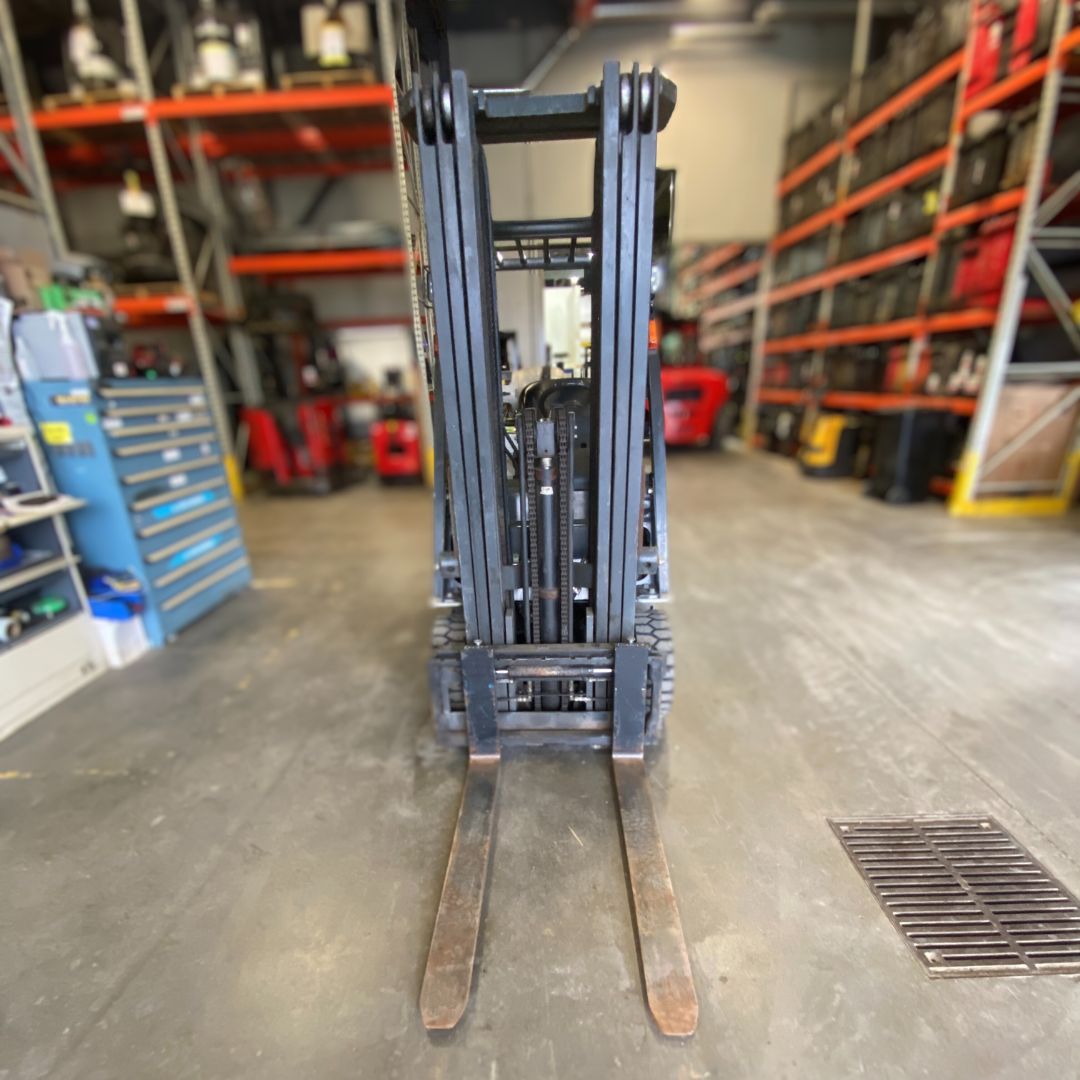 Nissan 5000lbs Forklift - CF50 (4)