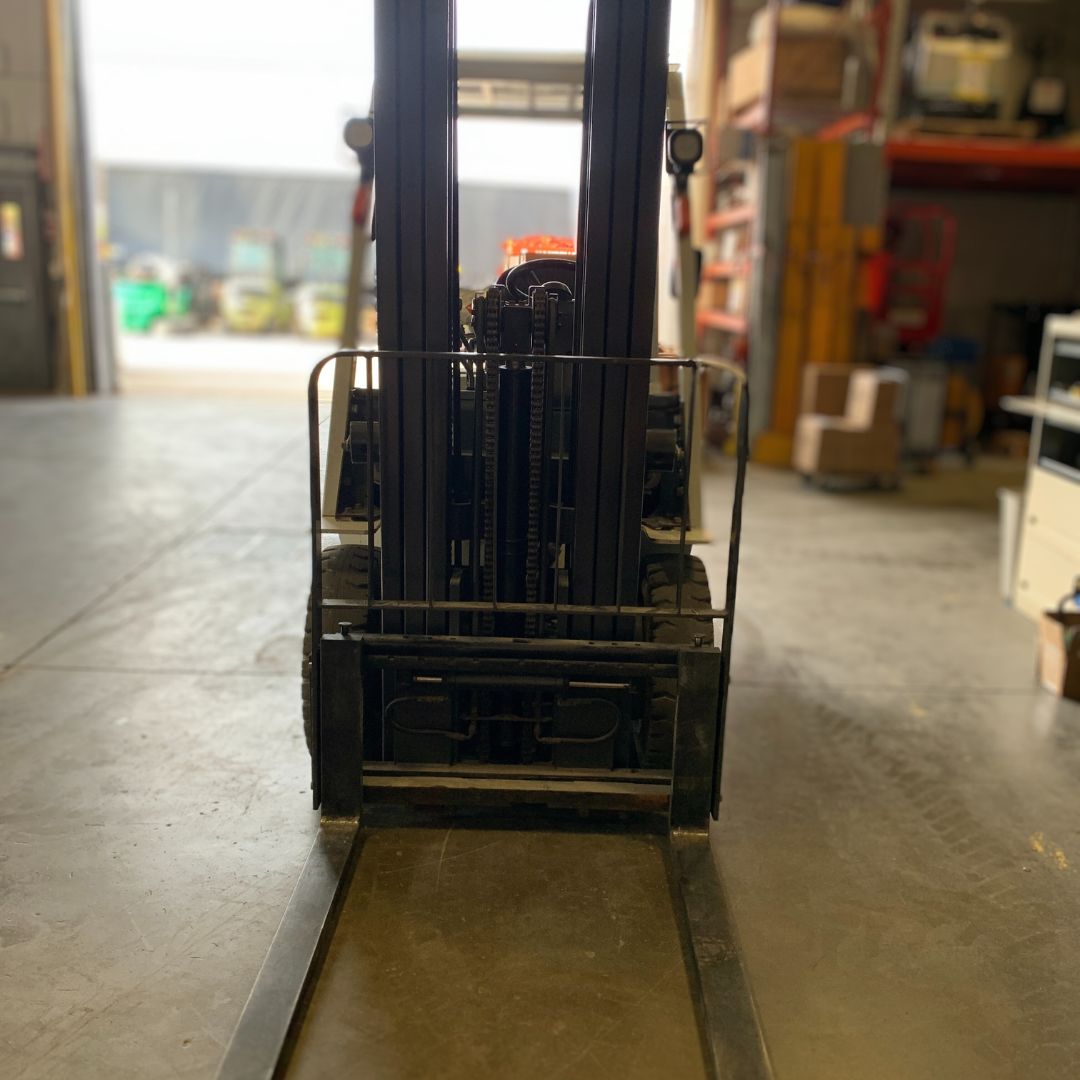 Chariot élévateur Unicarriers 5000lbs - PF50 (4)