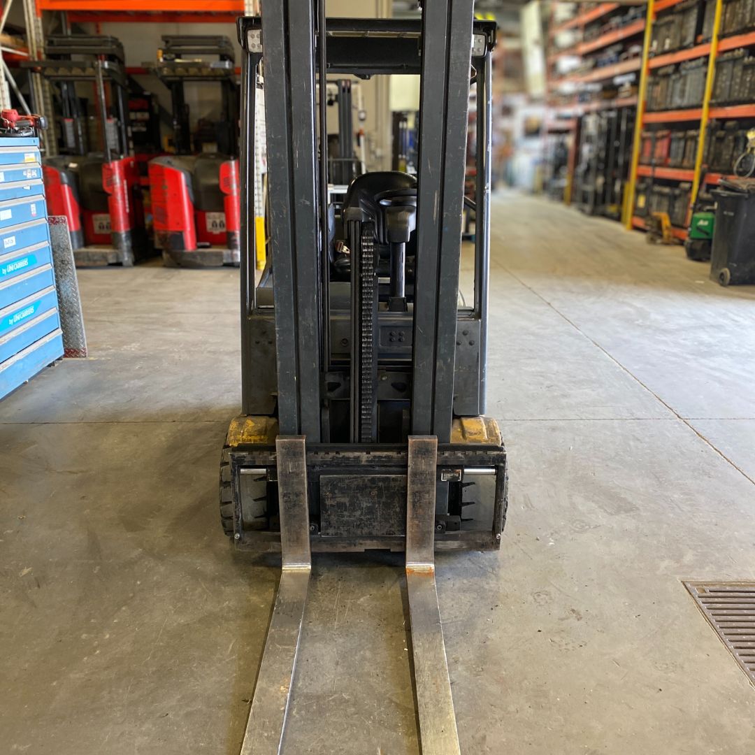 Chariot élévateur électrique Caterpillar - 4000 lb - 2ET4000