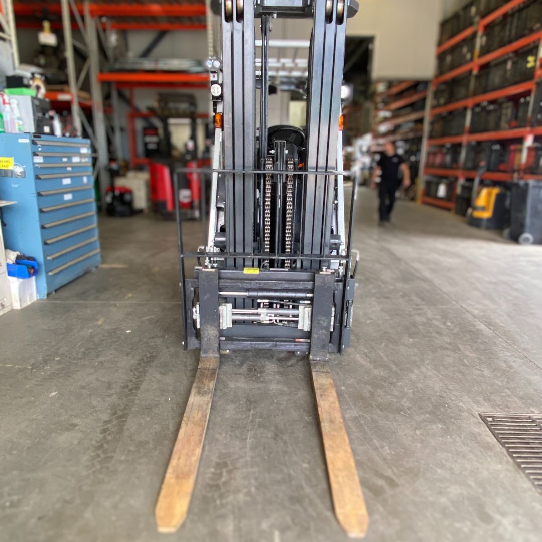 Unicarriers 8000lbs Forklift - BXC80NEE (4)