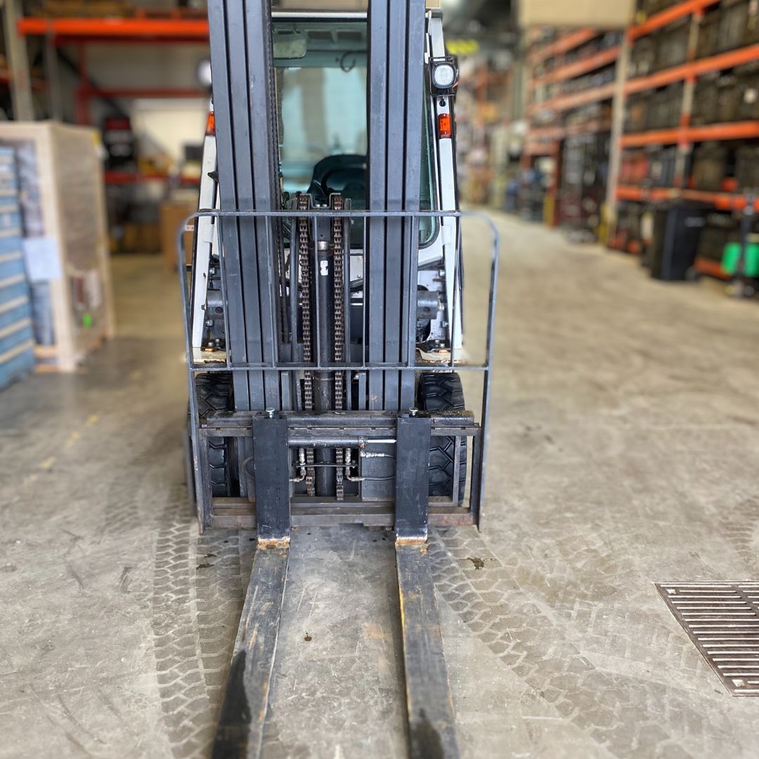 Chariot élévateur Unicarriers 5000lbs - PF50 (4)