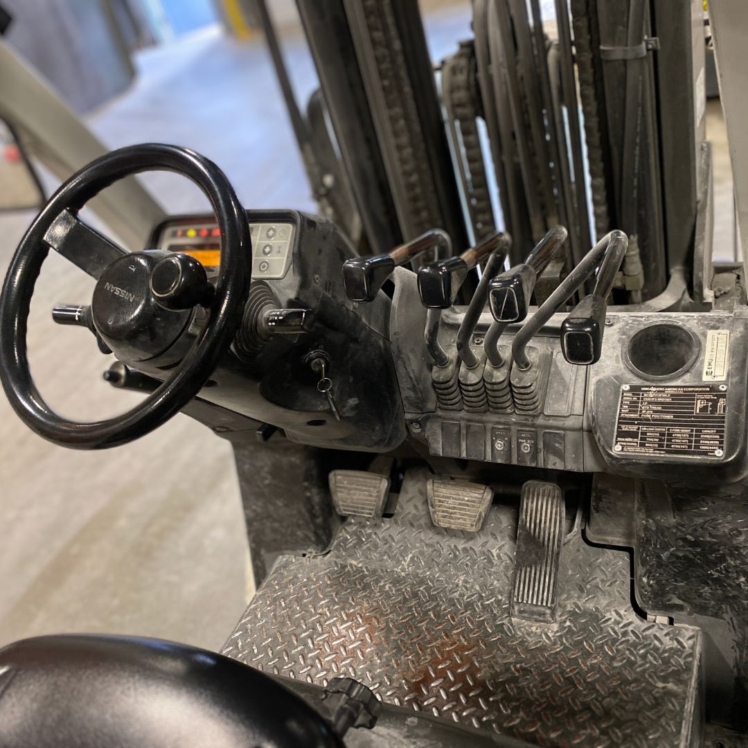 Chariot élévateur Unicarriers 6000lbs - CF60LP (4)