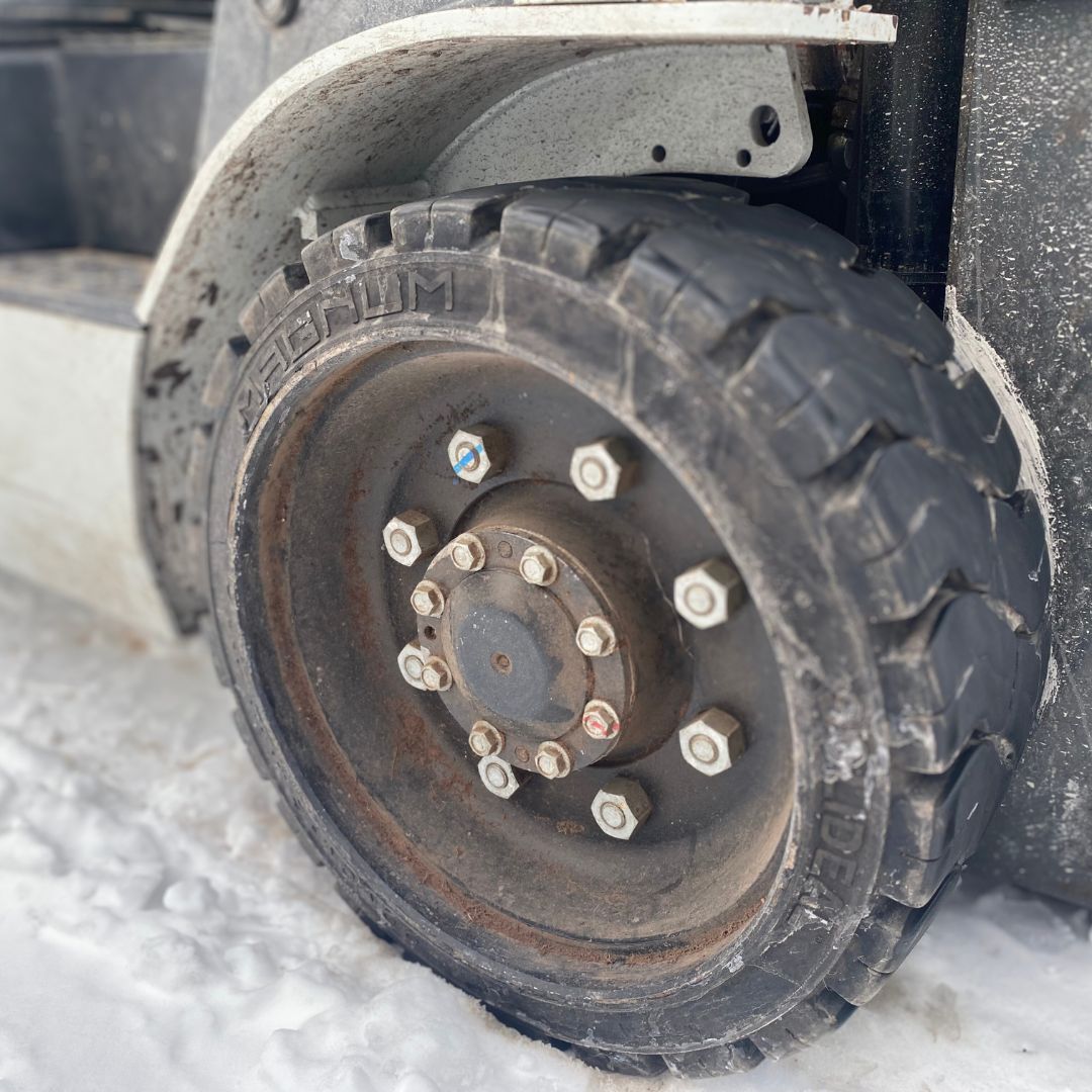 Chariot élévateur Unicarriers 7000lbs - CF70LP (4)