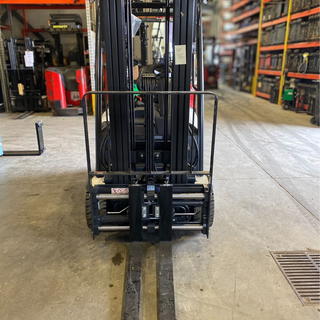 Chariot élévateur électrique Unicarriers - 4000 lb - MXS20