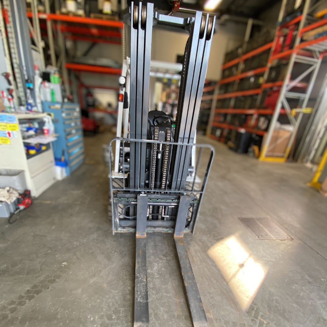 Chariot élévateur Unicarriers - 6000 lb - PF60