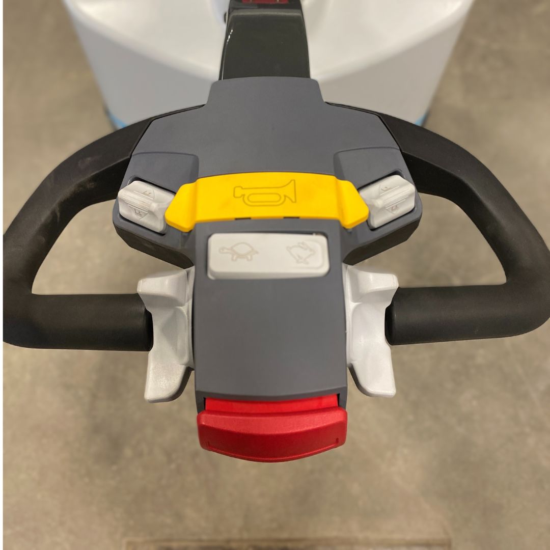 WLX45S 4500 lb Walkie Pallet Truck