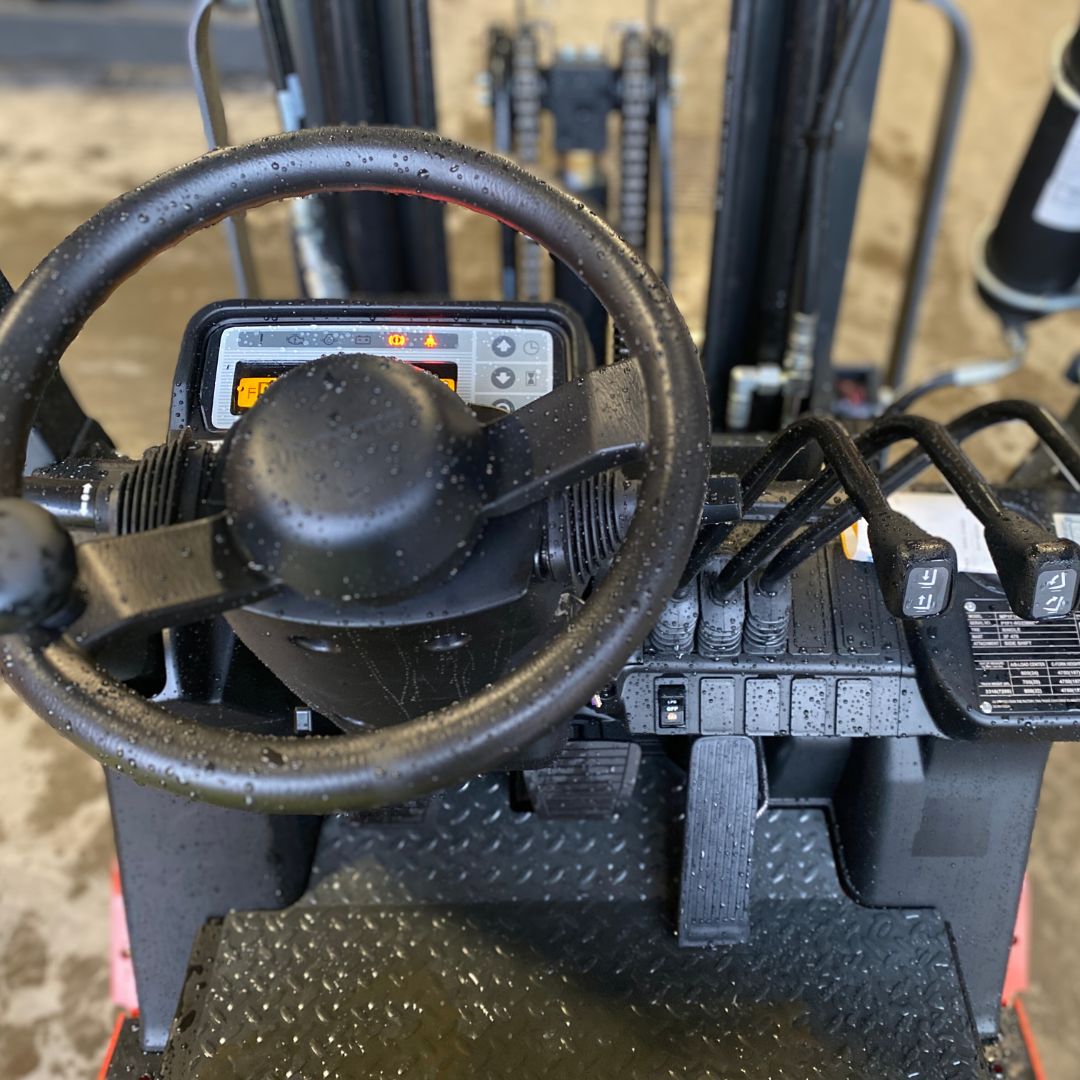 Unicarriers 4000lbs Forklift - PFS40 (5)