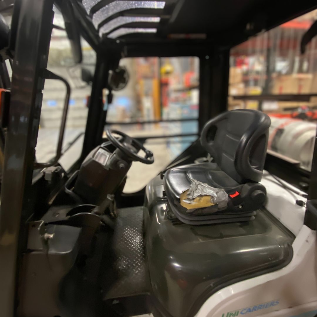 Chariot élévateur à combustion interne avec pneus pneumatiques - 6000 lb - PF60LP