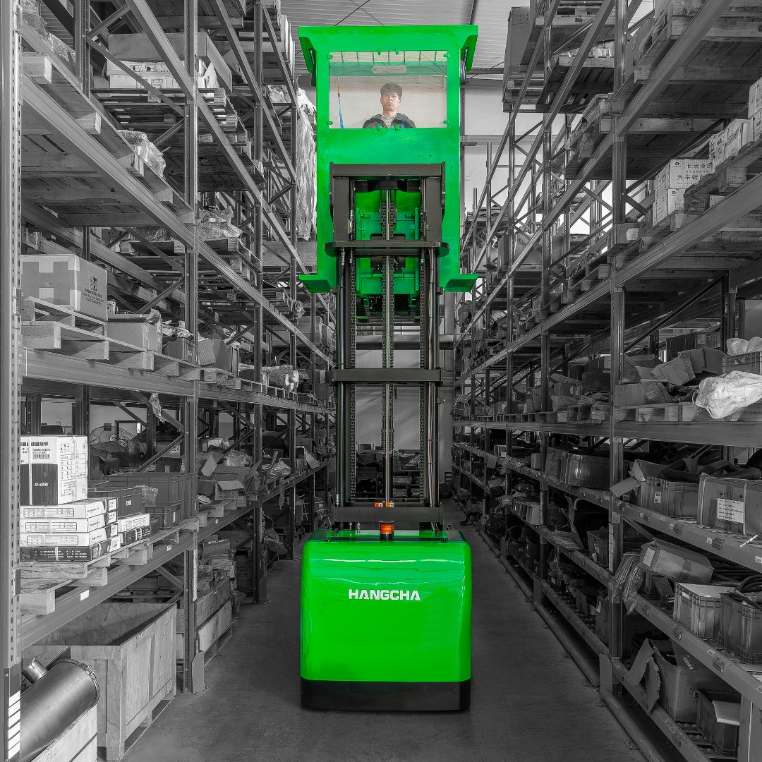 Préparateur de commandes électrique au Lithium à haut niveau – 3000 lb – Série A.