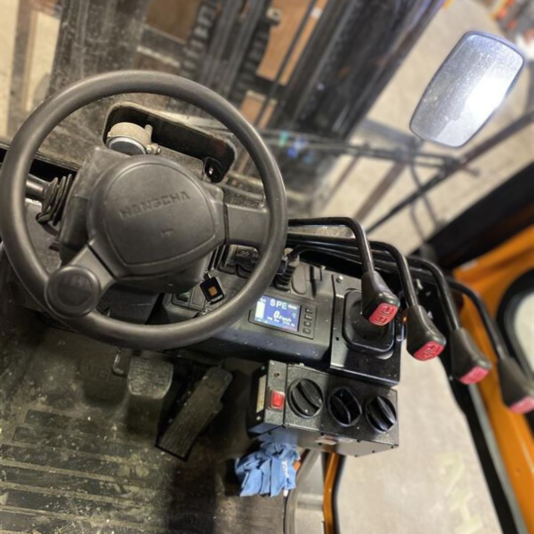 Chariot élévateur Hangcha 7000lbs - CPD35 (5)