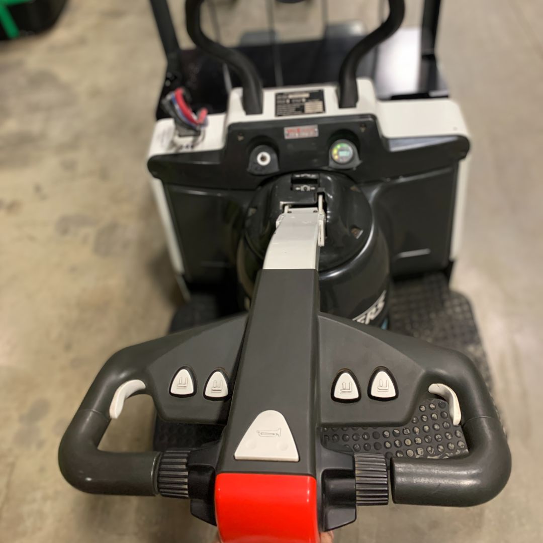 Transpalette à opérateur porté - 6000 lb - RPX60B