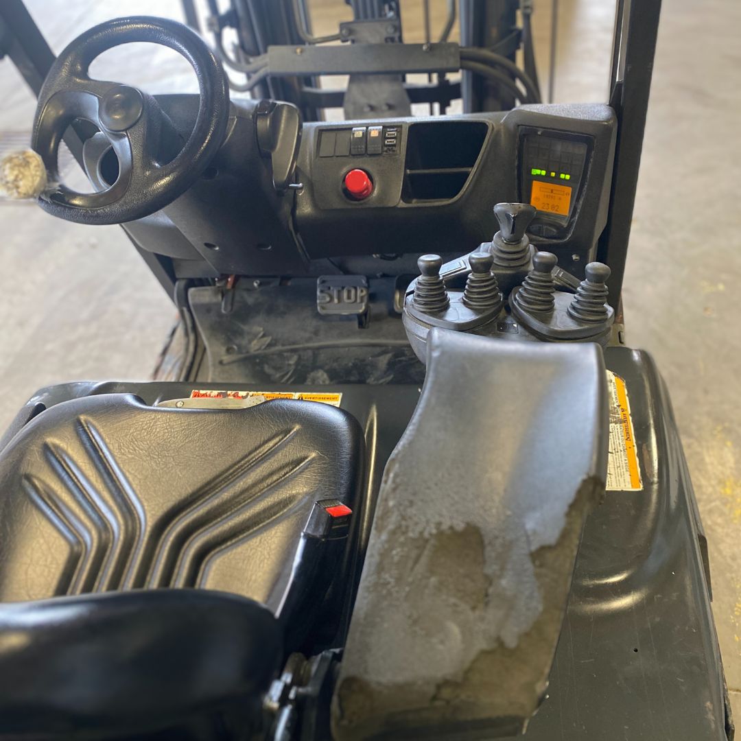 Linde 4000lbs Forklift - E20C (5)
