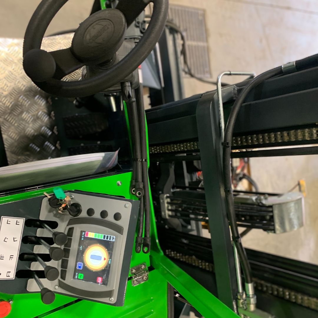 Multidirectional Forklift - 6000 lb - CBE6000