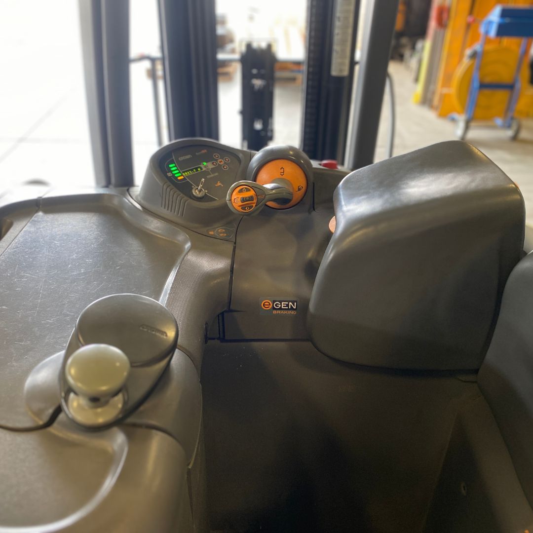 Chariot élévateur Crown 3000lbs - RC5515-30 (5)