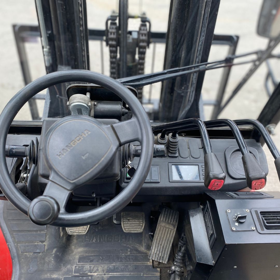 Chariot élévateur Hangcha 7000lbs - CPYD35 (5)