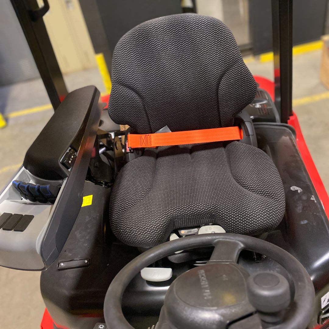 Chariot élévateur à 4 roues électrique à conducteur assis avec pneus pneumatiques- 7000 lb - CPD35