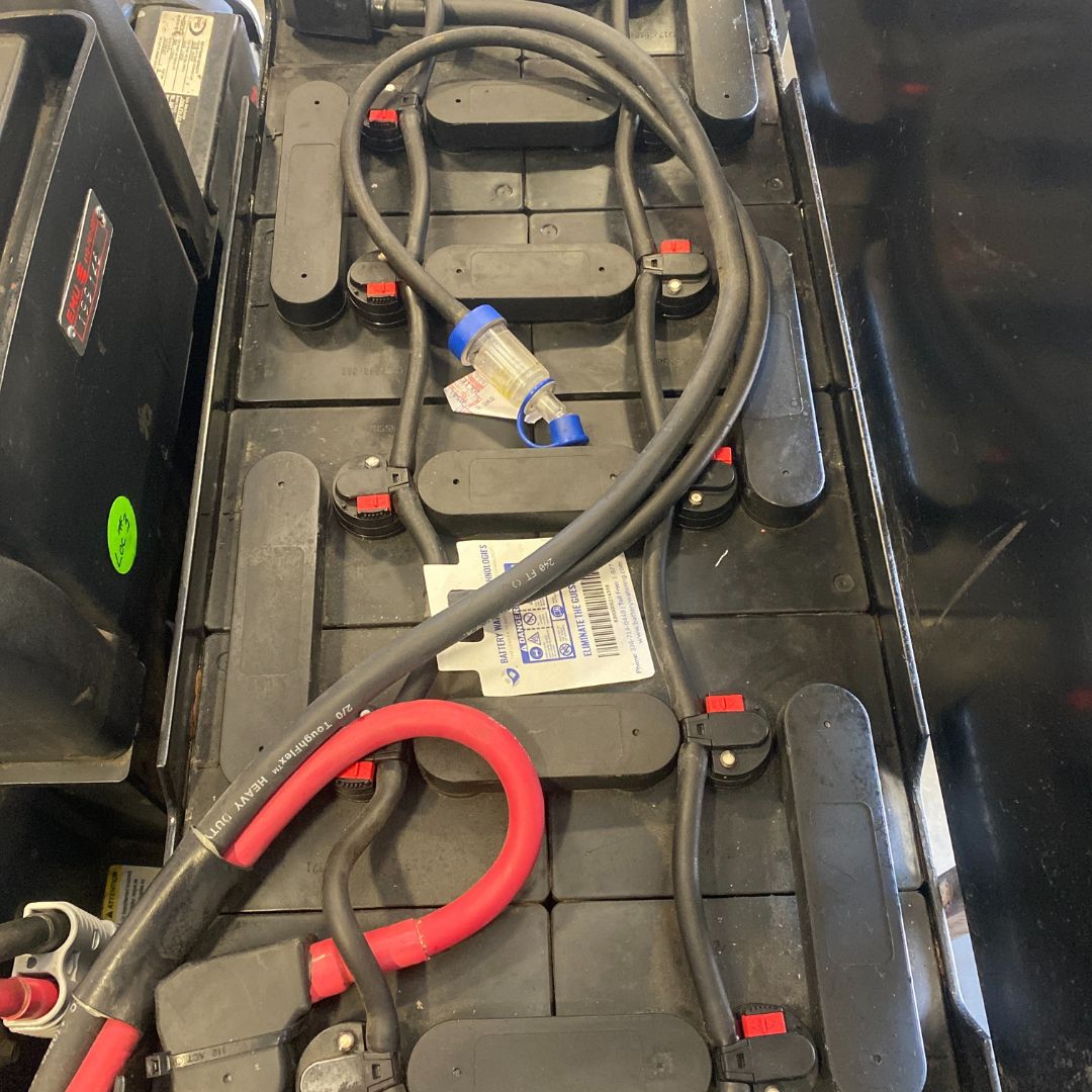 Crown 8000lbs pallet truck - PE4500-80 (5)