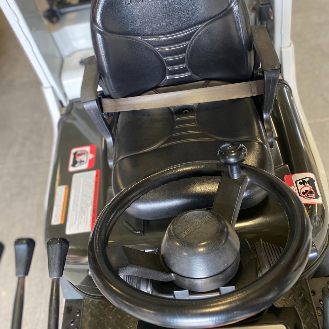 Chariot élévateur à combustion interne avec pneus pneumatiques - 5000 lb - AF50LP
