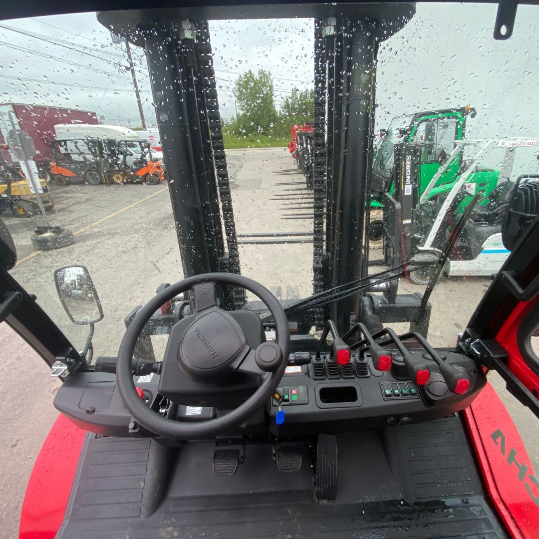 Chariot élévateur pneumatique à combustion interne Hangcha - 22000 lb - CPCD100