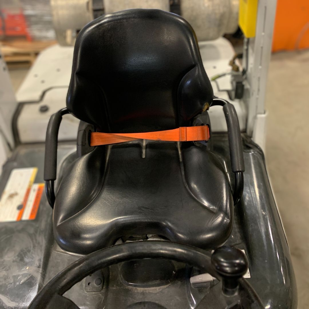 Chariot élévateur à combustion interne avec pneus pneumatiques - 7000 lb - PF70LP