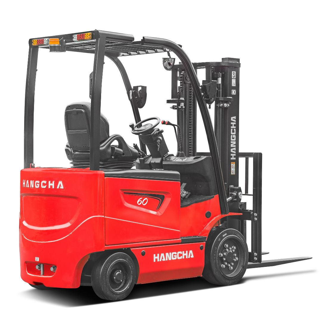 Chariot élévateur à 4 roues pneumatique à bandage caoutchouc  – 3000-6500 lb – Série X.