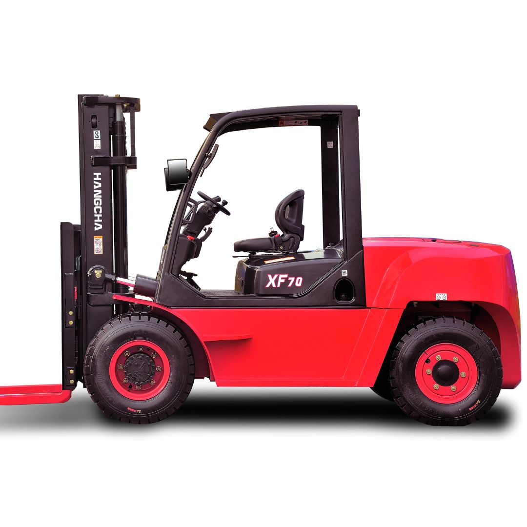 Large Pneumatic Forklift – 11000-15500 lb – XF Series.