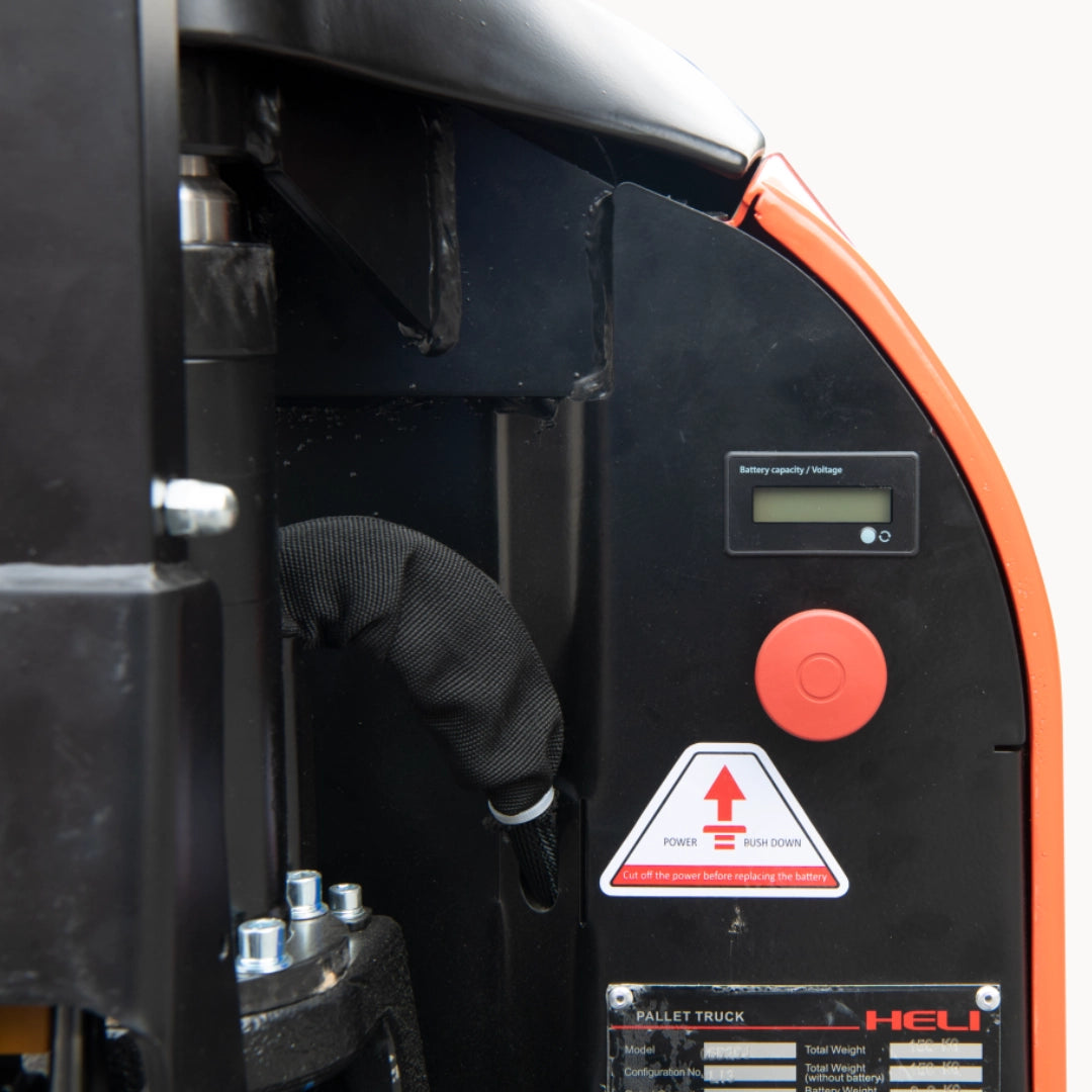 Transpalette électrique à conducteur accompagnant - 3300 - 4500 lb.