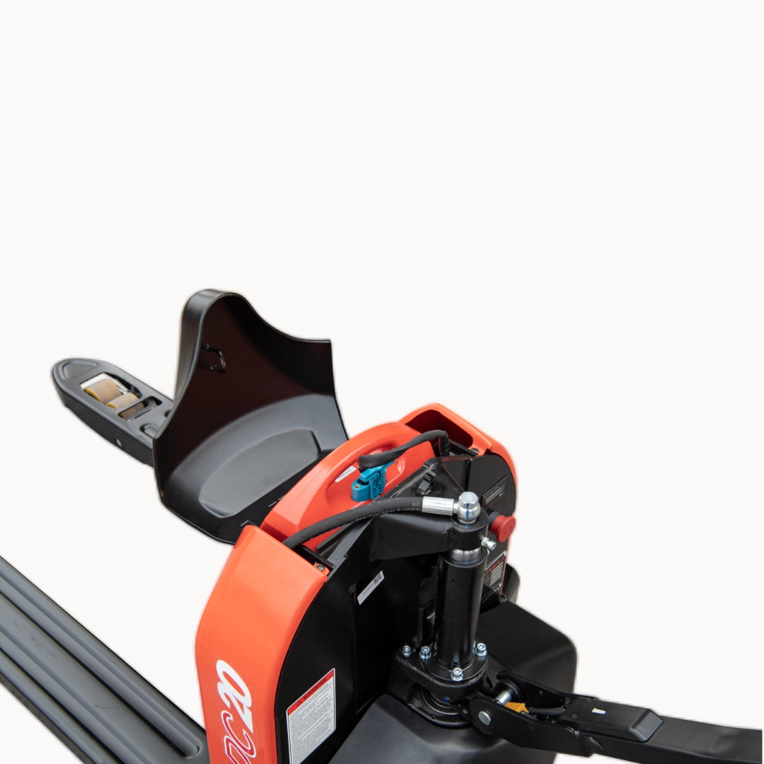 Transpalette électrique à conducteur accompagnant - 3300 - 4500 lb.