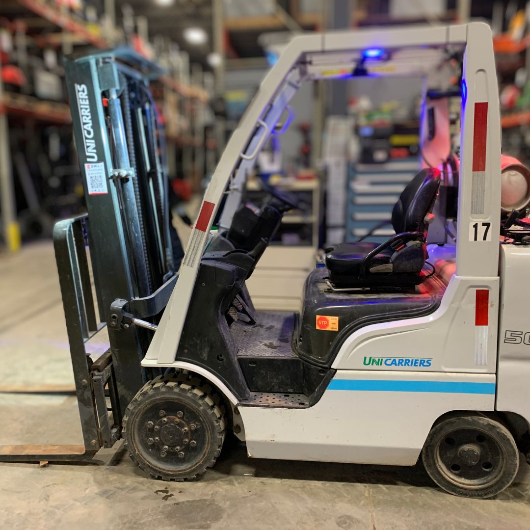 Chariot élévateur Unicarriers 5000lbs - CFU50LP (1)