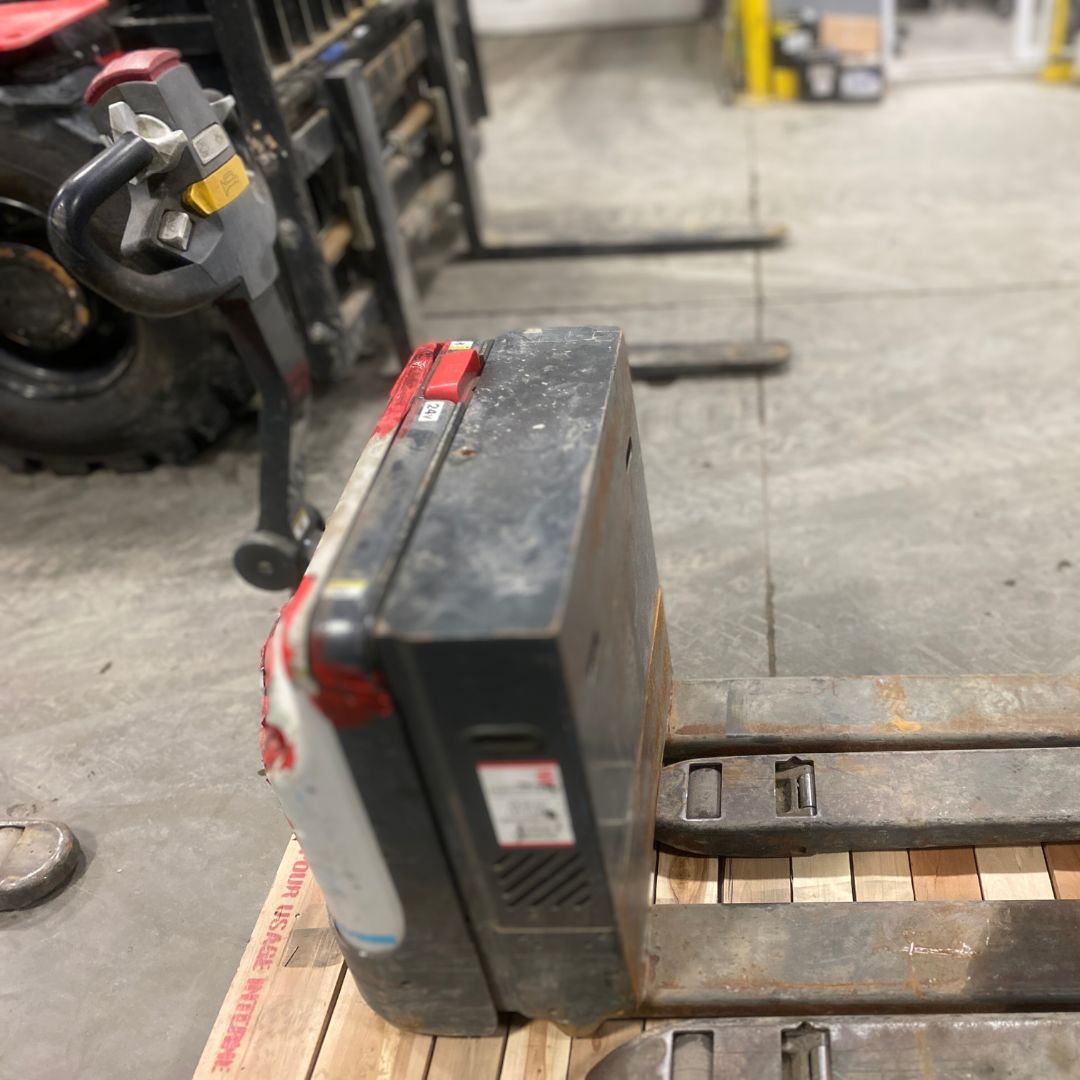 Transpalette à opérateur accompagnant - 4500 lb - WLX45S