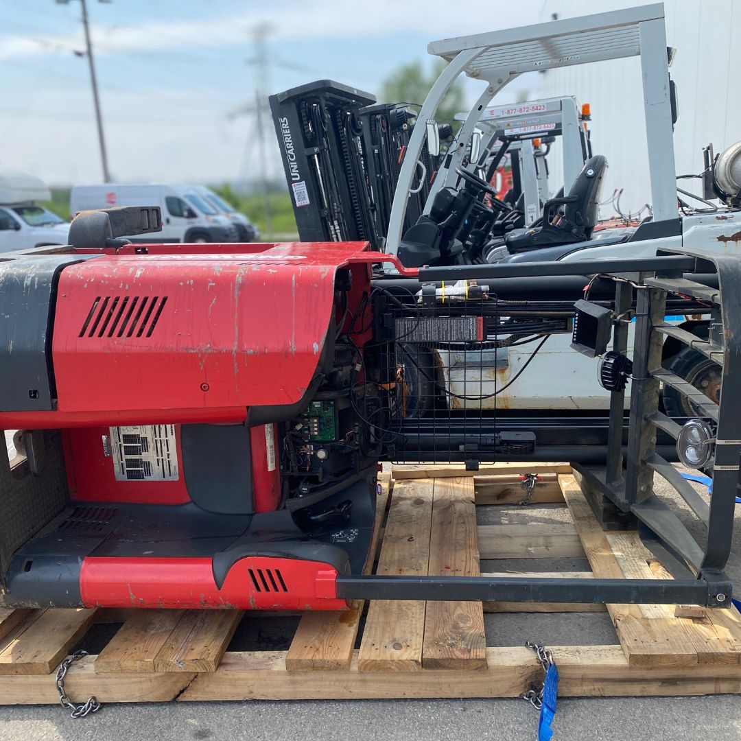 Chariot élévateurs à allée étroite Raymond - 3200 lb - 740-DR32TT