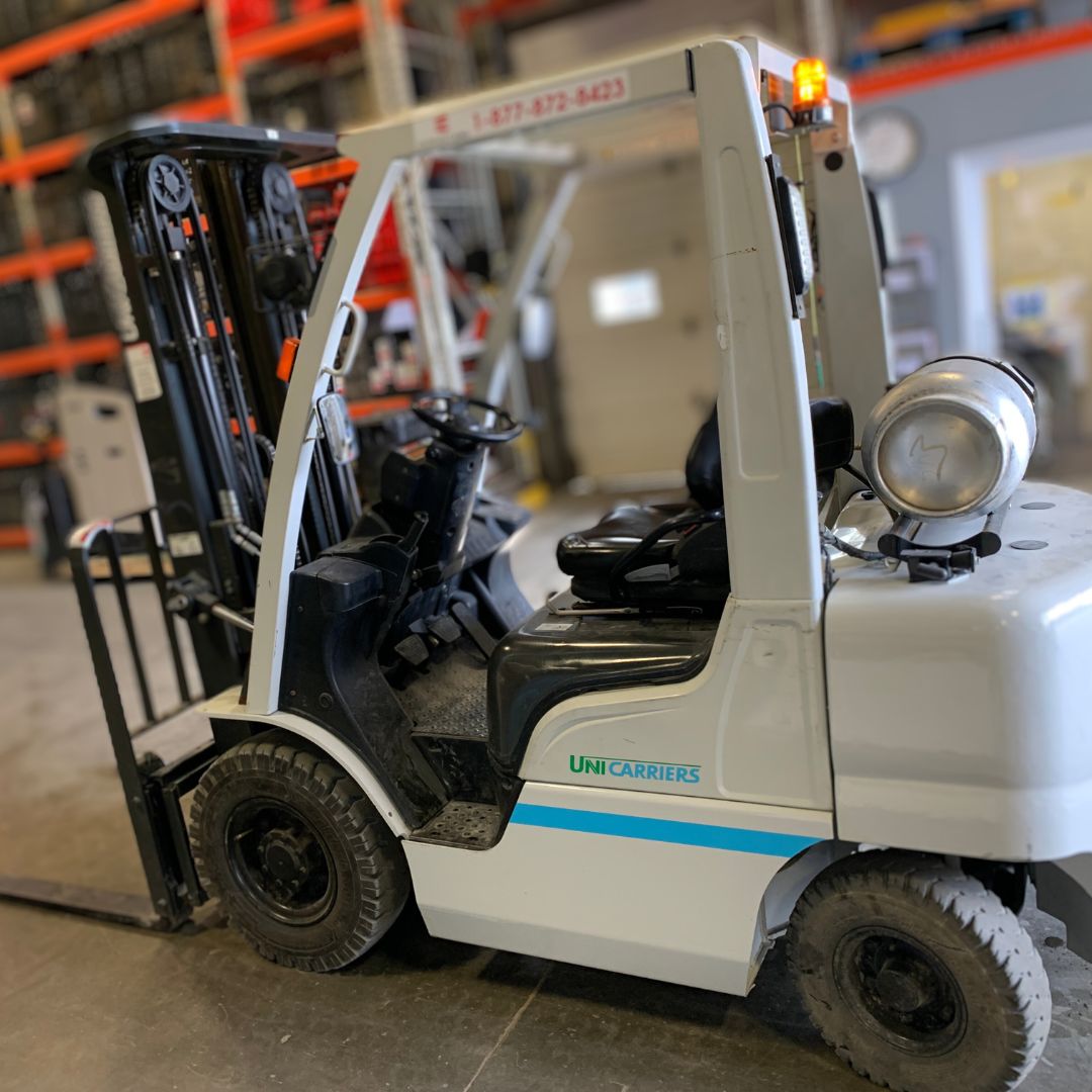 Chariot élévateur Unicarriers 5000lbs - PF50 (1)