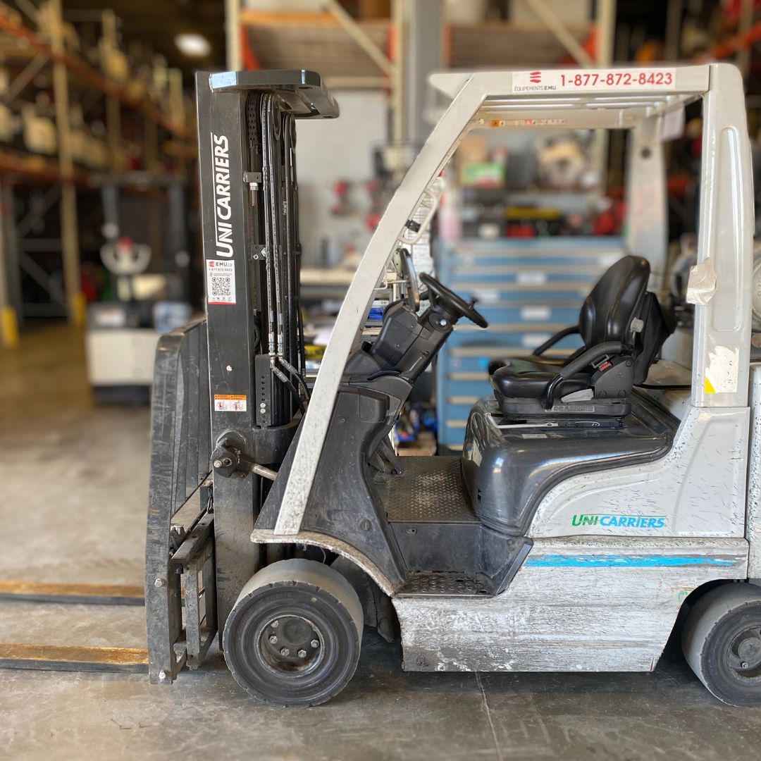 Chariot élévateur Unicarriers 5000lbs - AF50 (1)