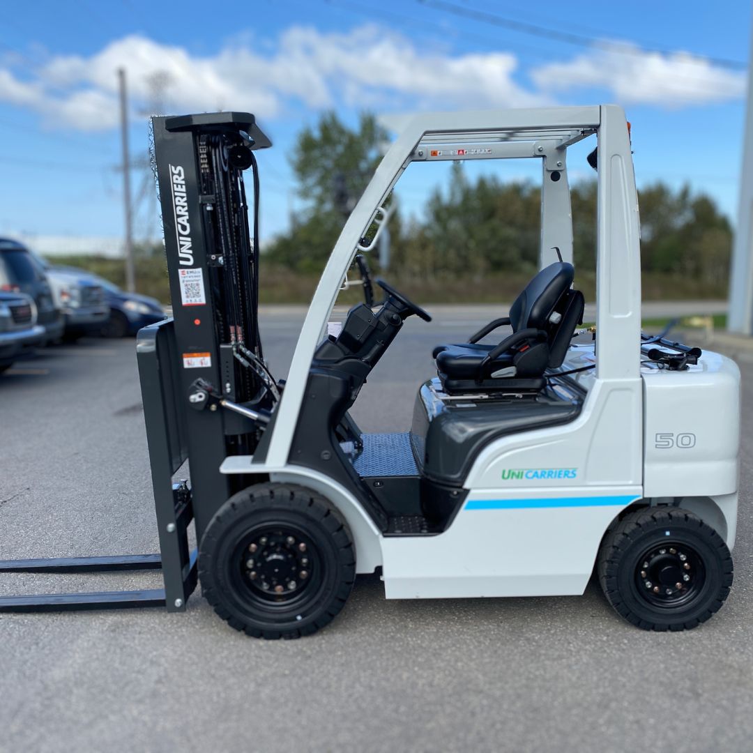 Chariot élévateur Unicarriers 5000lbs - PF50 (1)