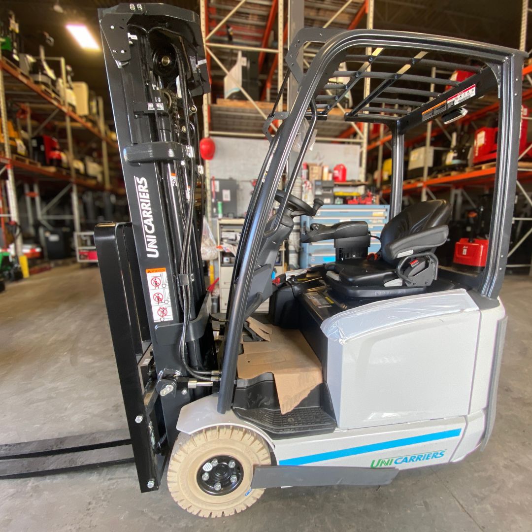 Chariot élévateur électrique Unicarriers - 3500 lb - MXST18C