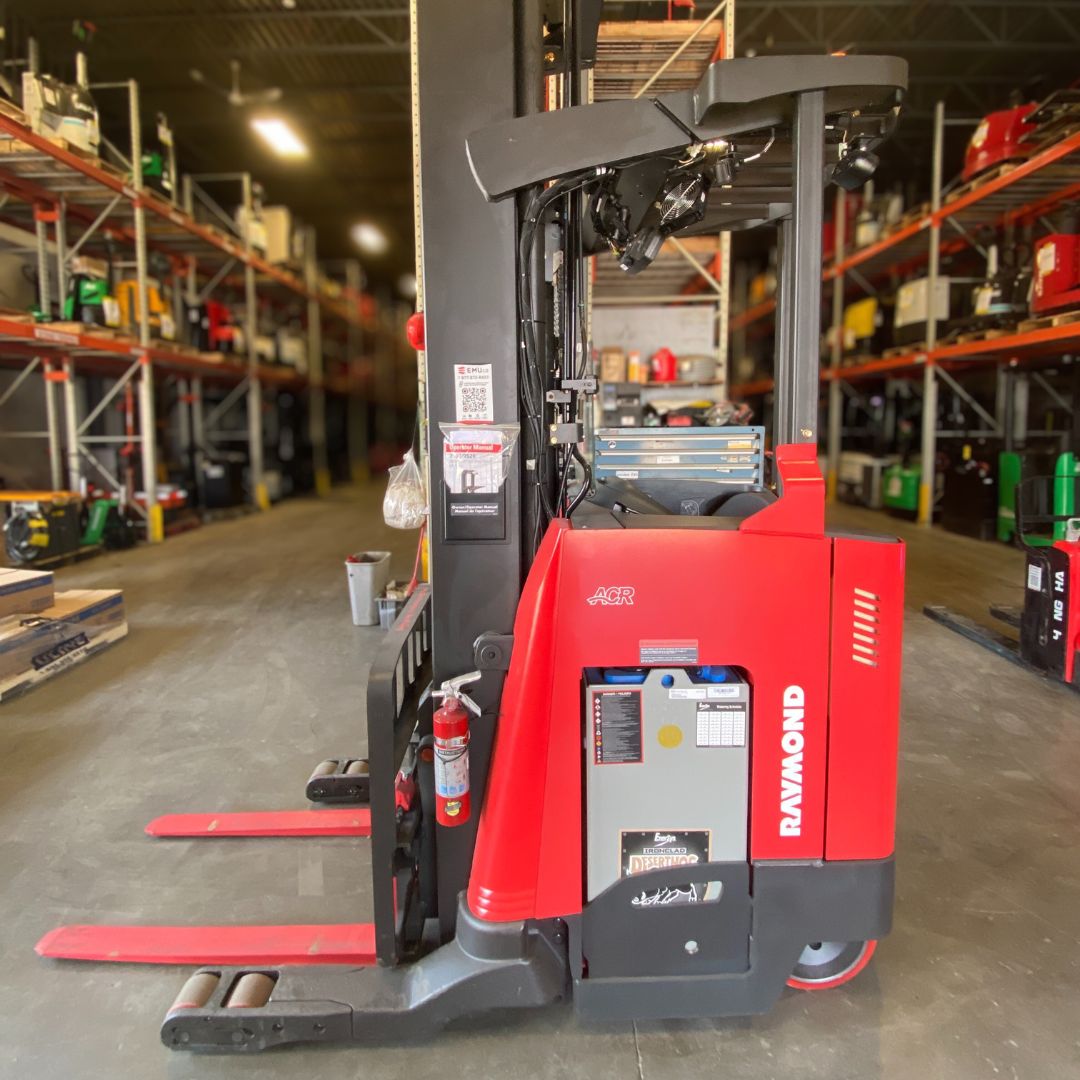 Chariot élévateurs à allée étroite Raymond - 4500 lb - 750-R45TT