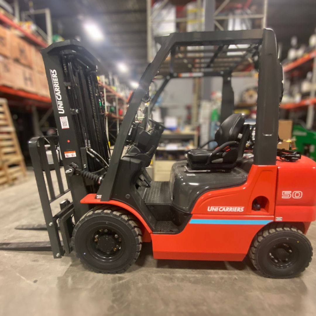 Chariot élévateur Unicarriers 5000lbs - PF50 (1)