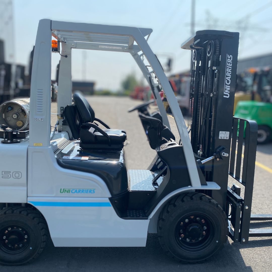 Chariot élévateur Unicarriers 5000lbs - PF50 (1)