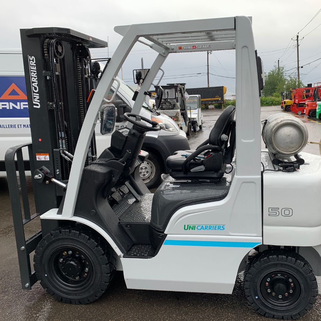 Chariot élévateur Unicarriers 5000lbs - PF50 (1)