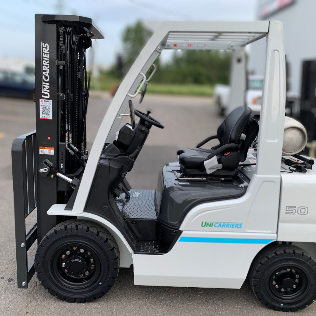 Chariot élévateur Unicarriers 5000lbs - PF50 (1)