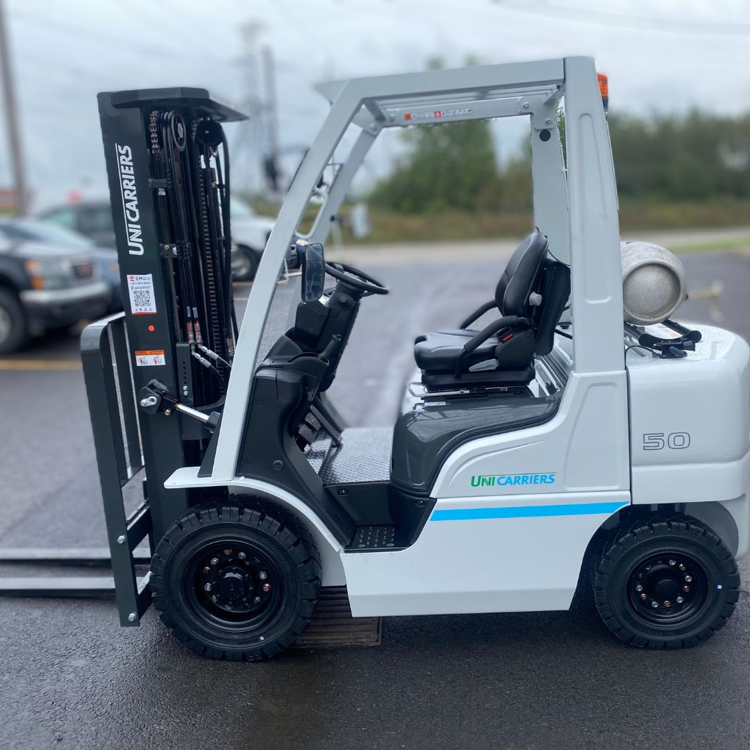 Chariot élévateur Unicarriers 5000lbs - PF50 (1)