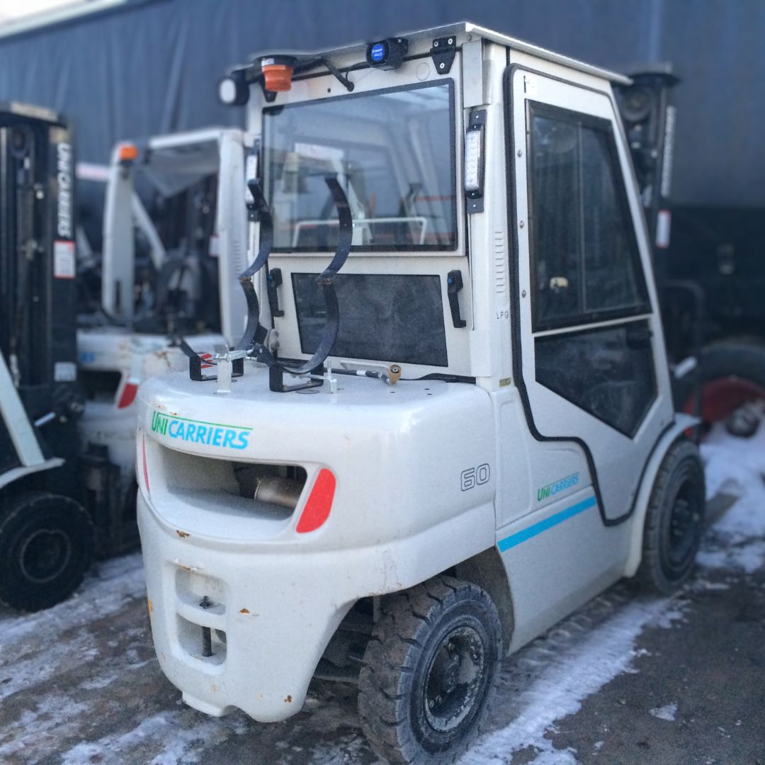 Chariot élévateur Unicarriers 6000lbs - PF60 (1)