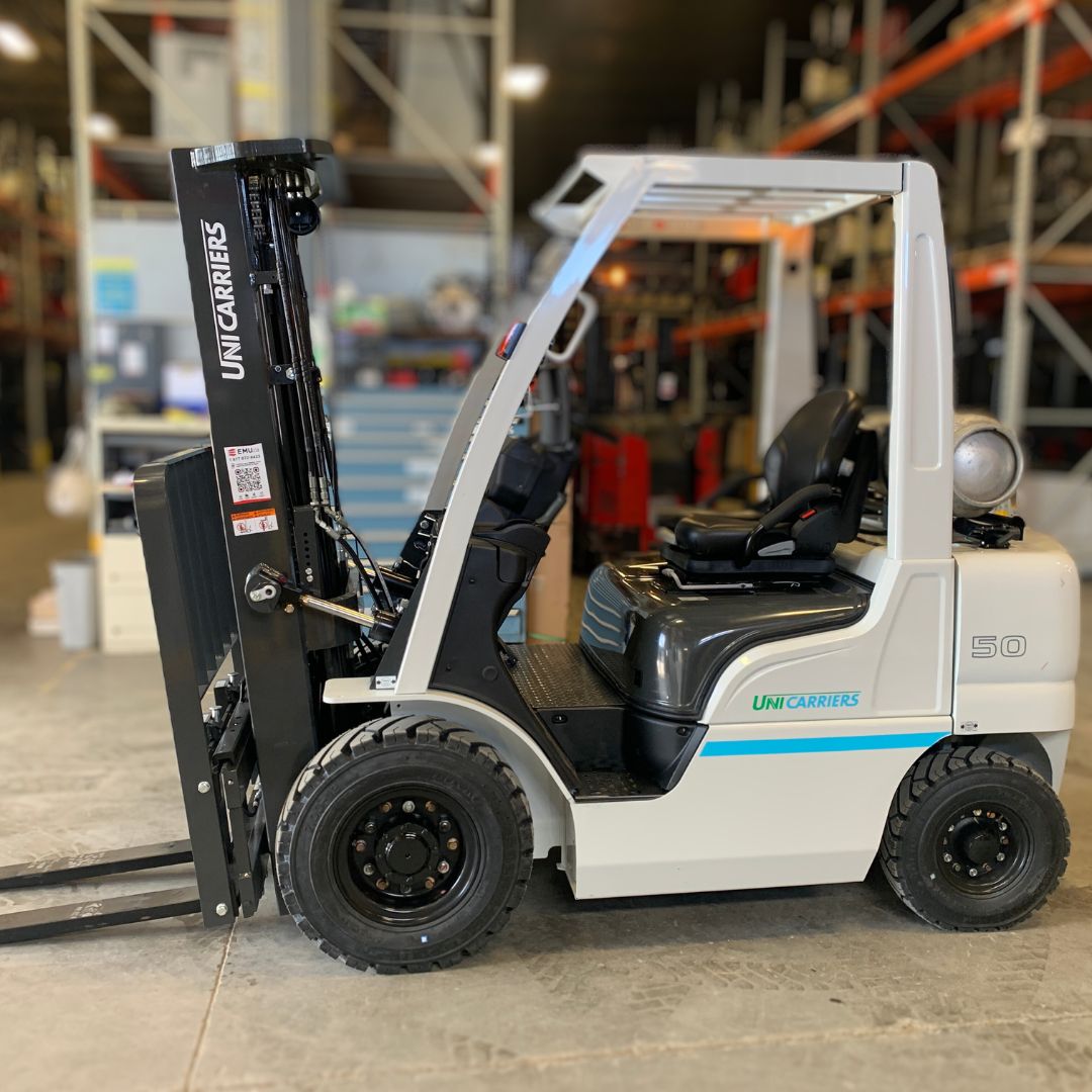 Chariot élévateur Unicarriers 5000lbs - PF50 (1)