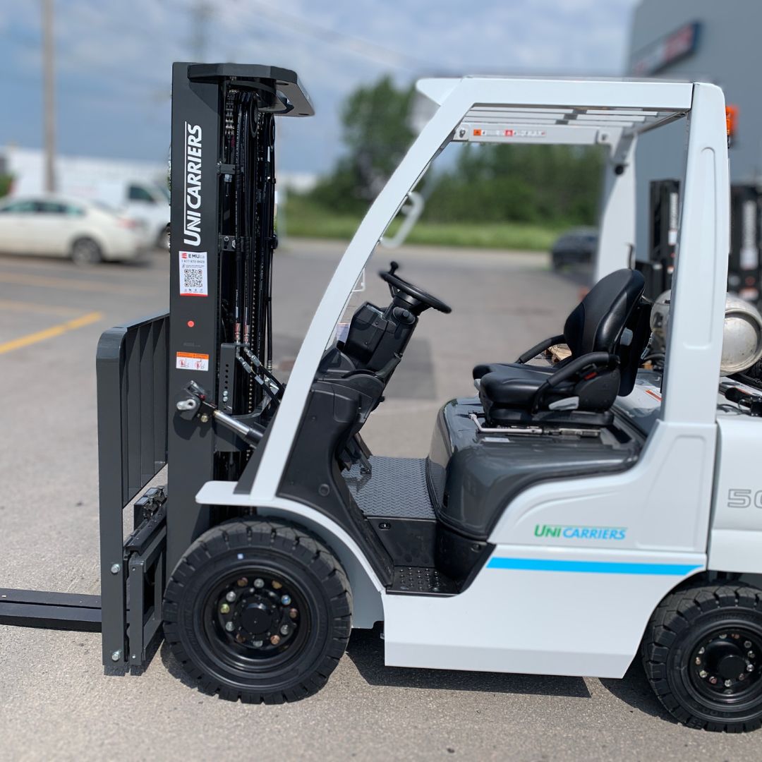 Chariot élévateur Unicarriers 5000lbs - PF50 (1)