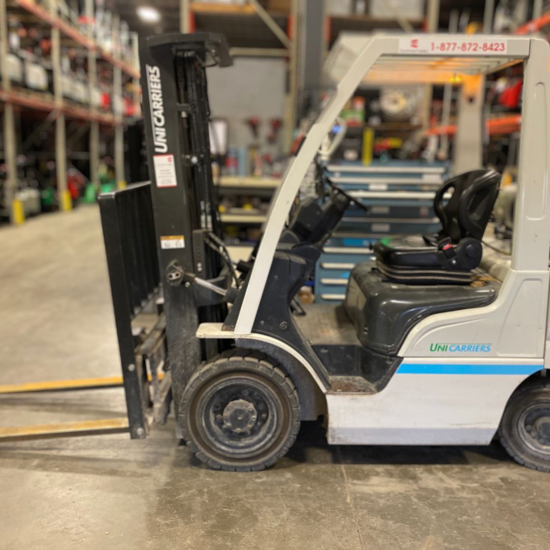 Chariot élévateur Unicarriers 5000lbs - PF50 (1)