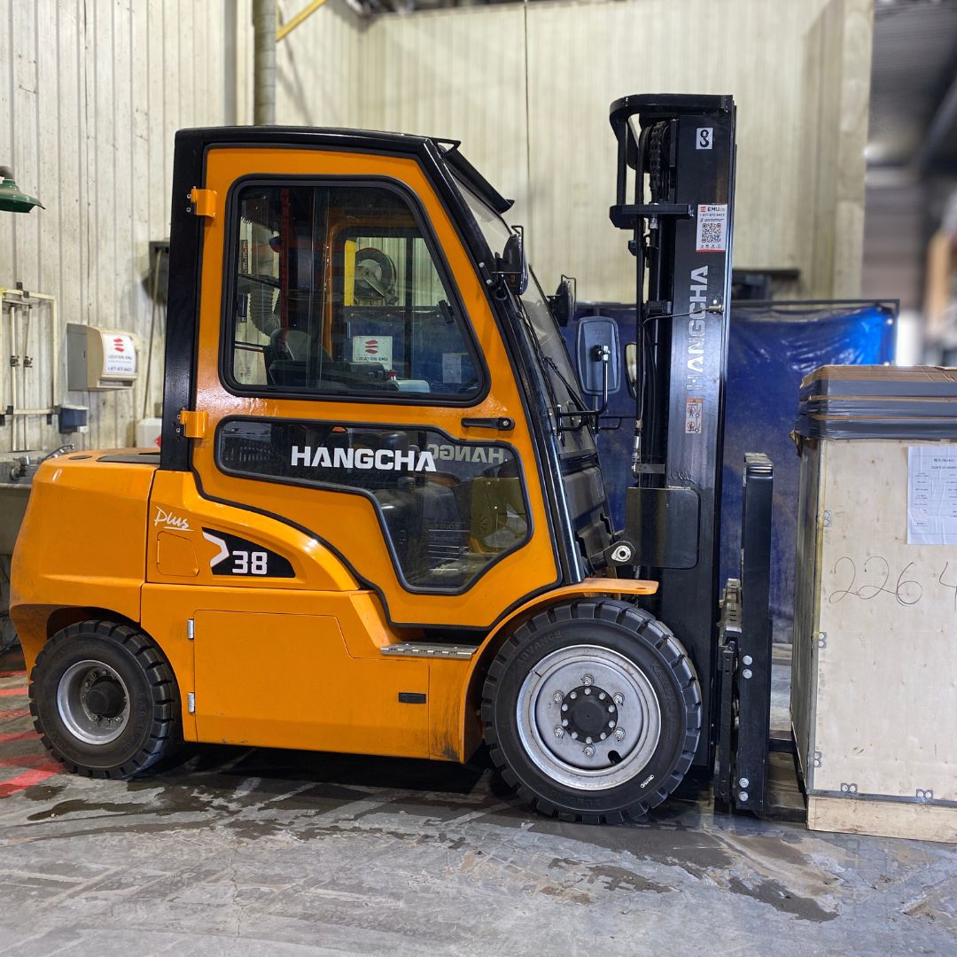 Chariot élévateur électrique Hangcha - 7500 lb - CPD38
