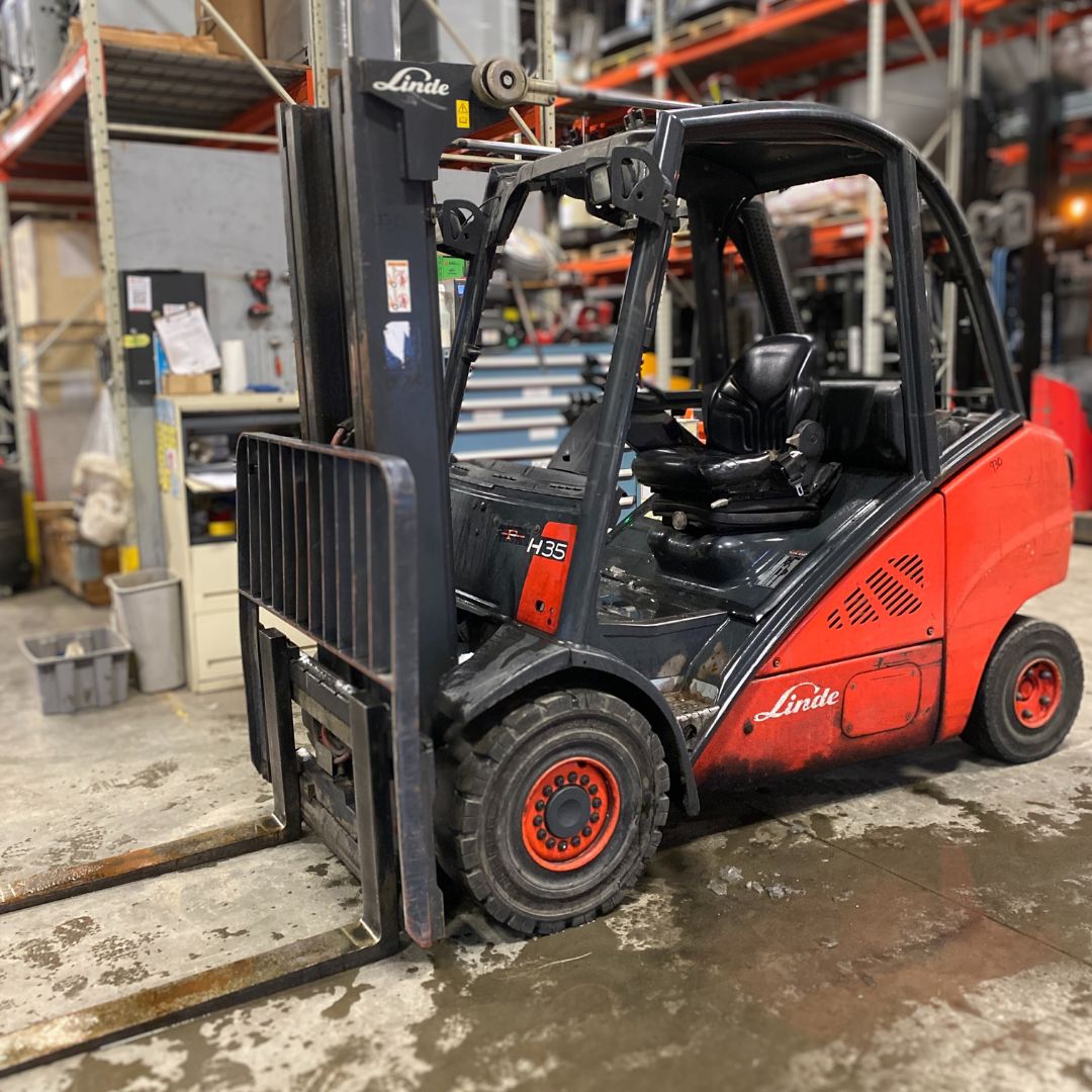 Chariot élévateur à combustion avec pneu pneumatique - 7000 lbs - H35D