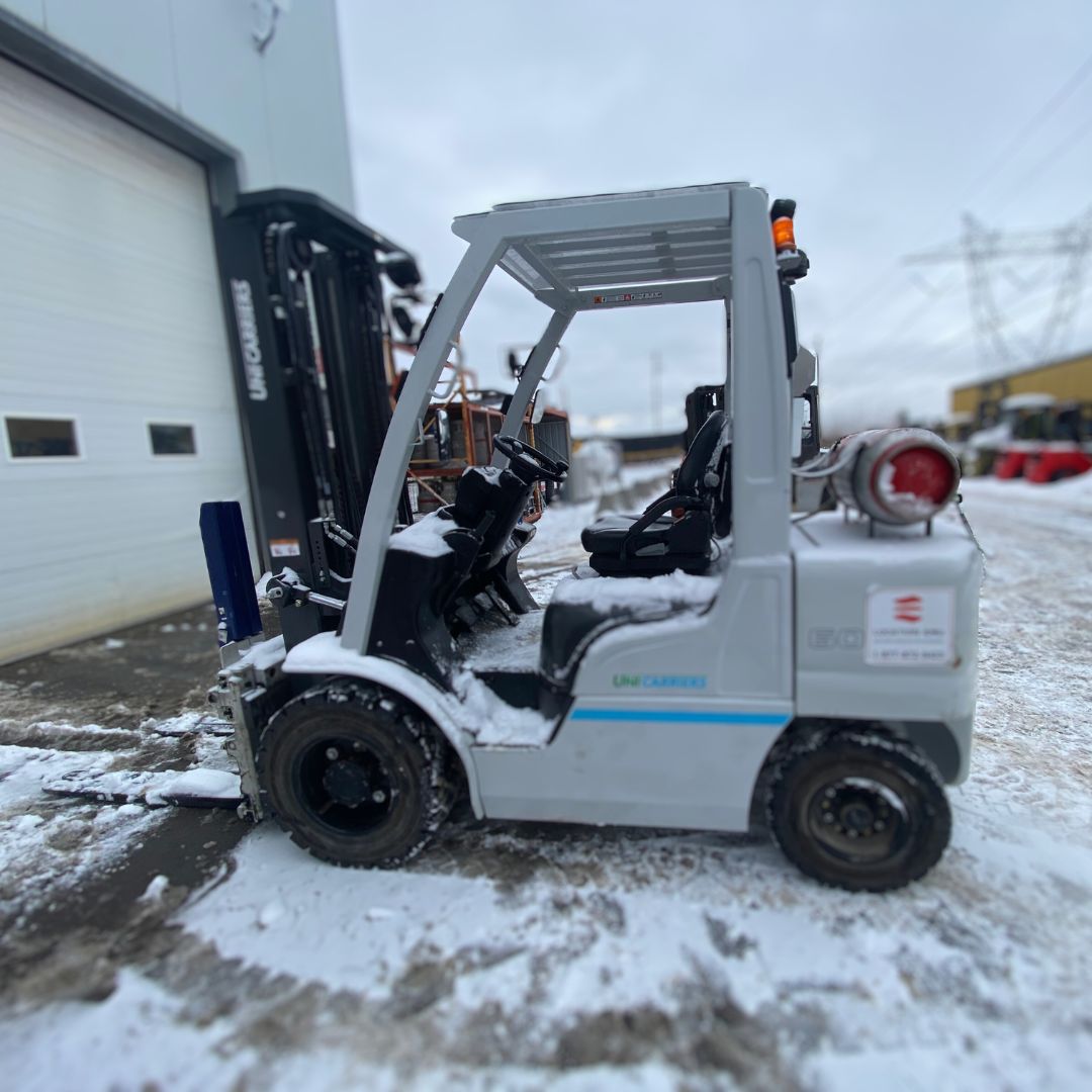 Chariot élévateur Unicarriers 6000lbs - PF60 (1)