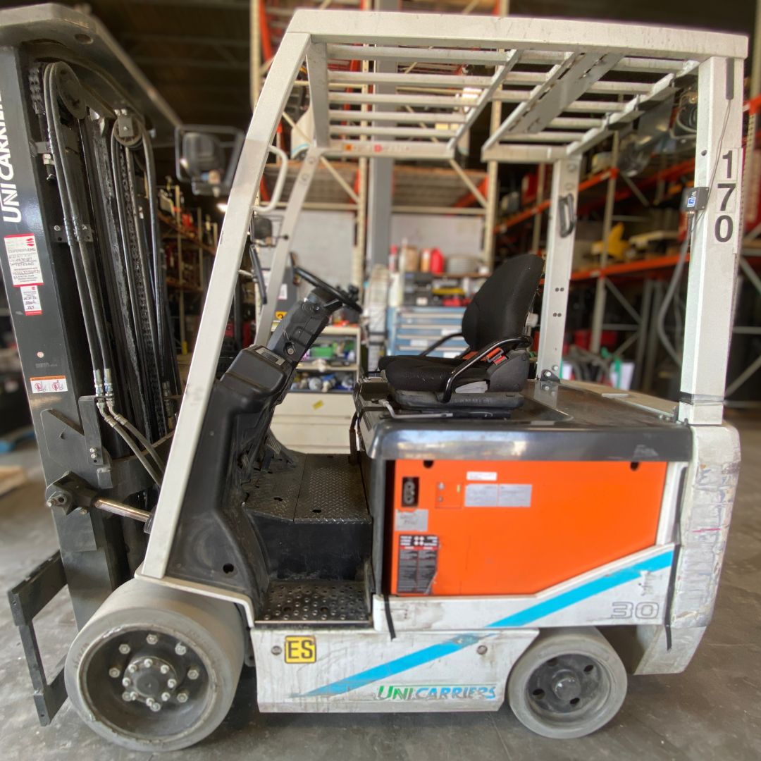 Chariot élévateur à 4 roues électrique à conducteur assis - 6000 lbs - BXC60N